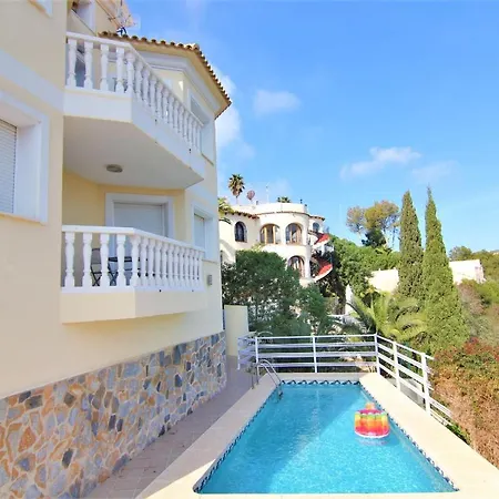 Maryvilla 1220 فيلة