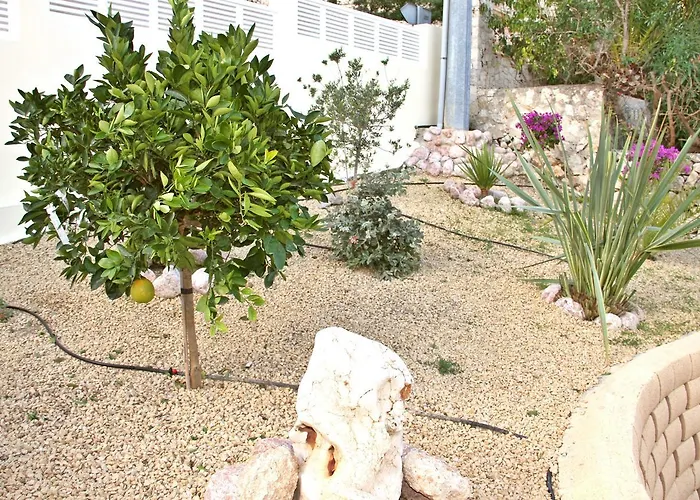 Villa Maryvilla 1220 *