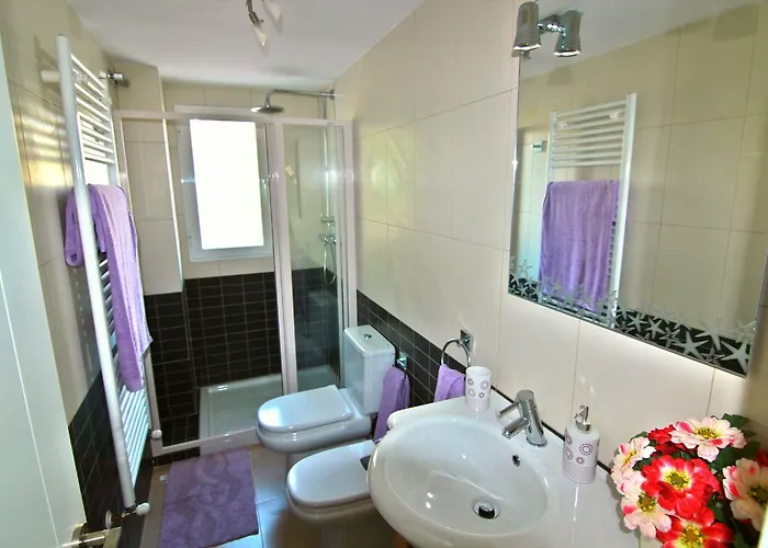 Villa Maryvilla 1220 *